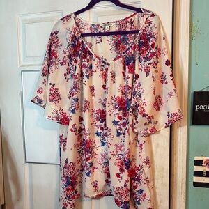 The Pioneer Woman Cream Tunic with Pink & Blue Floral Print Size XXL